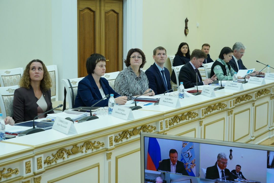 Участники совместного заседания антитеррористической комиссии и оперативного штаба в Самарской области