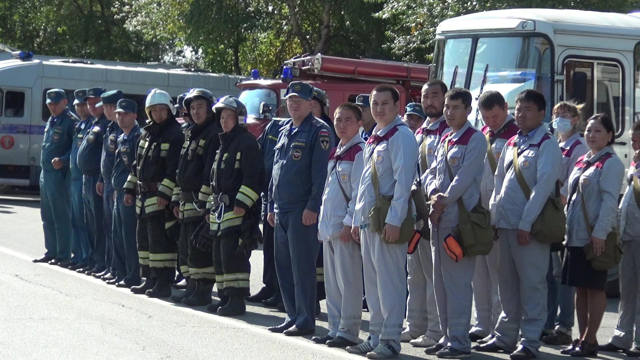 В городе Кызыле проведено антитеррористическое учение по отработке действий сил и средств оперативного штаба в Республике Тыва при возникновении угроз террористической направленности