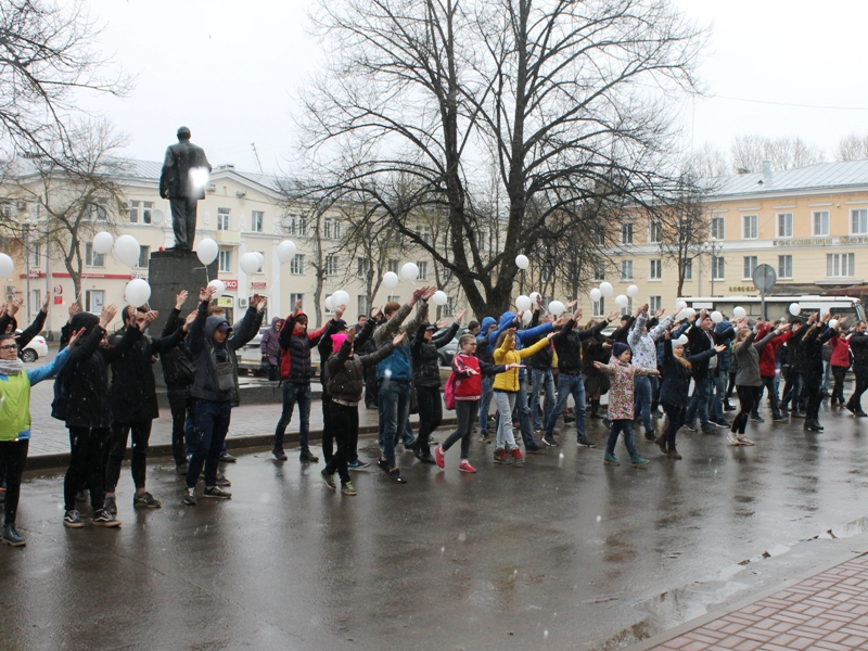 В Волховском районе Ленинградской области прошла акция памяти жертв теракта в петербургском метро