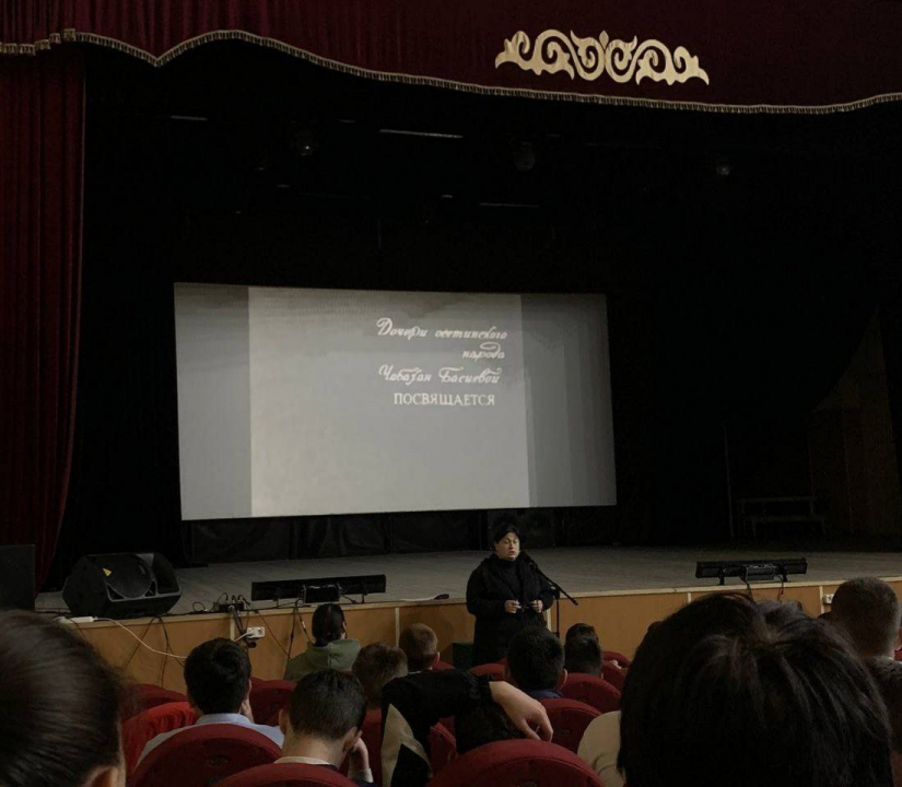В Кировском районе организован просмотр учащимися фильма "Последний снег"