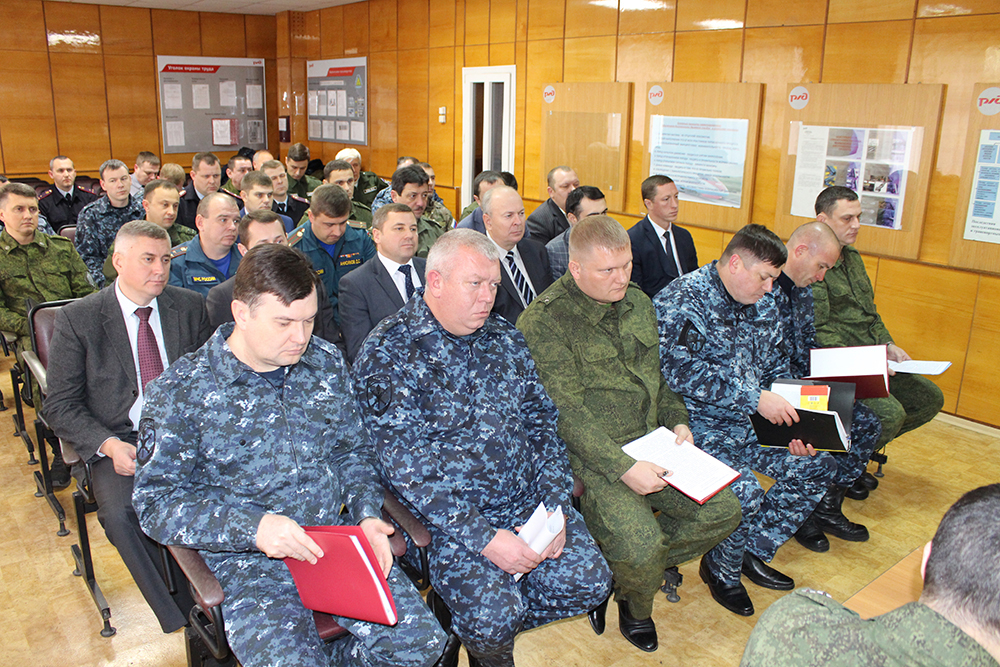 Руководители оперативных групп в муниципальных образованиях  г. Азова, г. Батайска и Аксайского районов