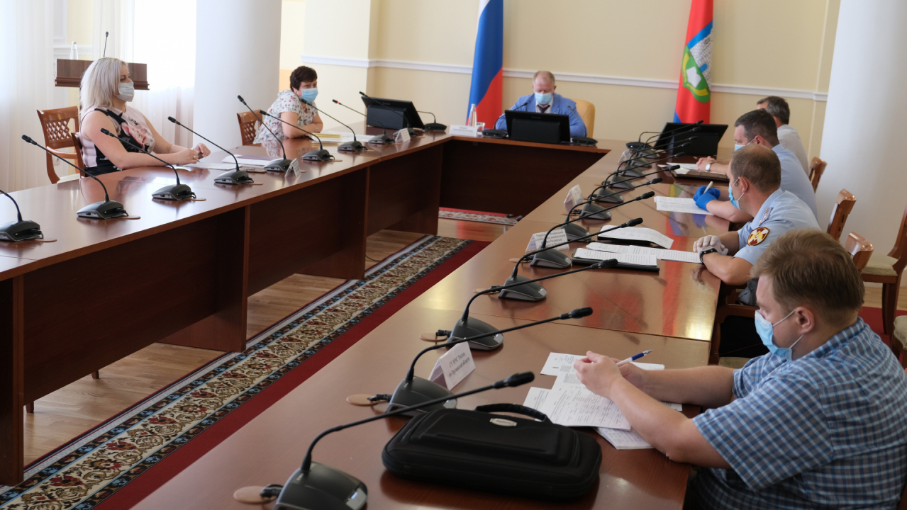 Заседание рабочей группы по обеспечению выполнения требований к антитеррористической защищенности объектов топливно-энергетического комплекса, расположенных на территории Орловской области 