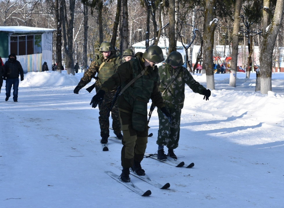 Межрегиональная открытая военно-спортивная эстафета проведена в Орловской области.