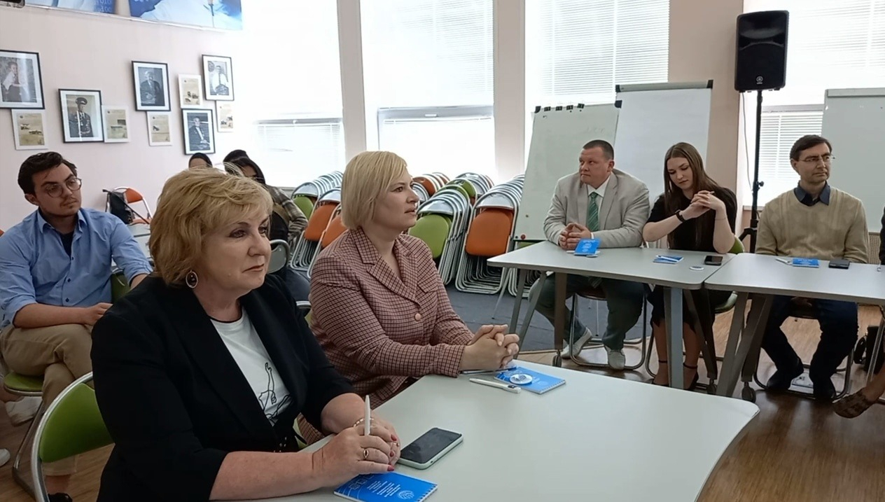 Иностранные студенты пермских вузов приняли участие  в конференции "Безопасная планета"