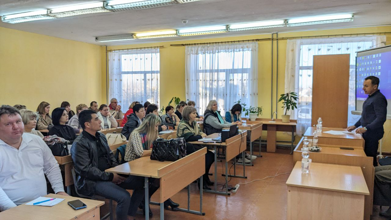 Выездная проверка практических действий сотрудников образовательных организаций и сотрудников охранных предприятий по действиям при угрозах совершения террористического акта прошла в Крыму 