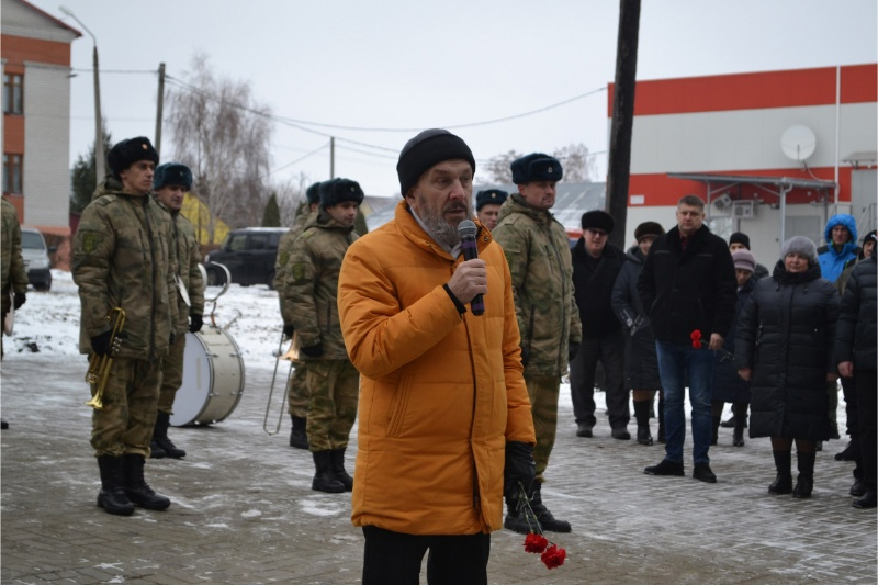 Открытие аллеи памяти Героев в селе Мантурово