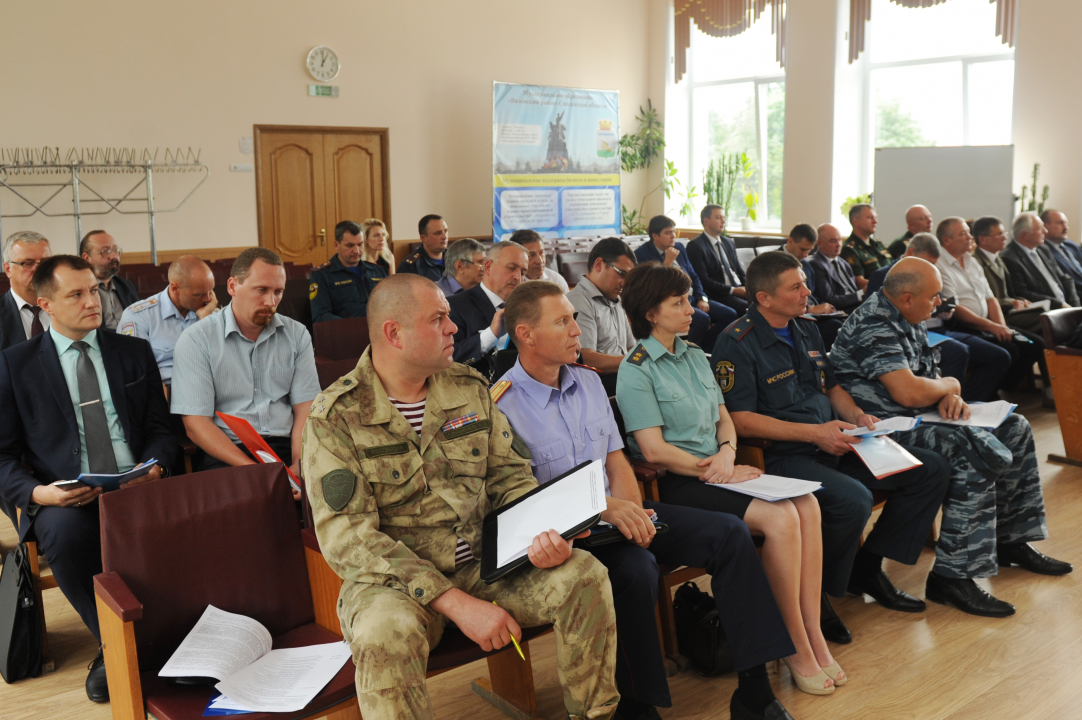 Губернатор Смоленской области провел выездное заседание Антитеррористической комиссии и Оперативного штаба в Смоленской области