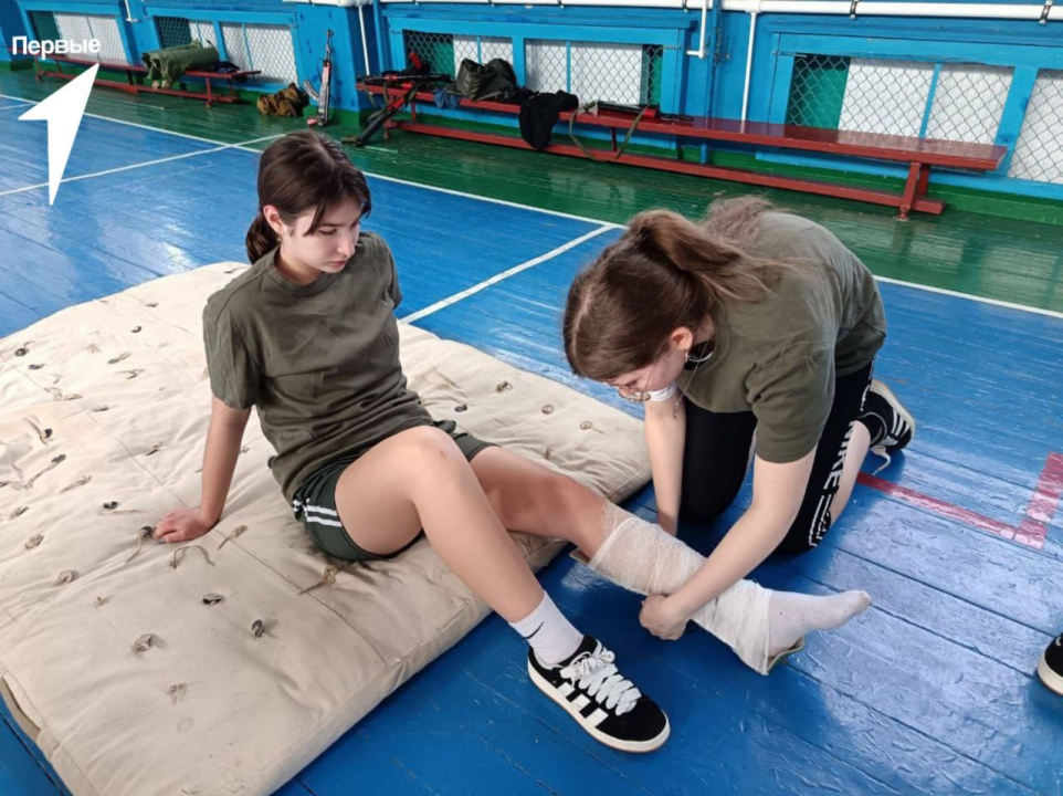 Более 12 тысяч юных жителей ЛНР приняли участие в отборочном этапе всероссийской «Зарницы»