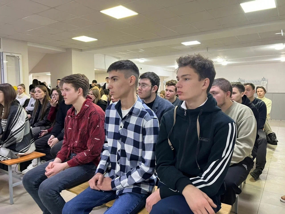 Встреча курских студентов с ветераном СВО