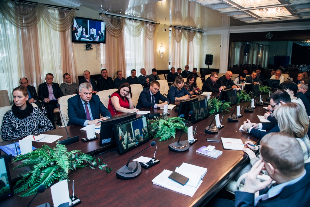 Аппаратом АТК в Саратовской области  проведен обучающий семинар-совещание для председателей и секретарей муниципальных  антитеррористических комиссий