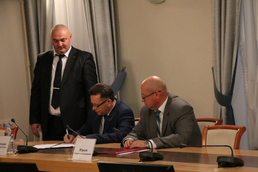 В Севастополе подписали соглашение о противодействии распространению идеологии терроризма и экстремизма в молодежной среде