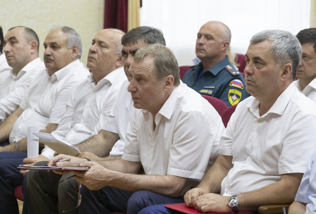 Глава Карачаево-Черкесии Рашид Темрезов провел выездное заседание Антитеррористической комиссии