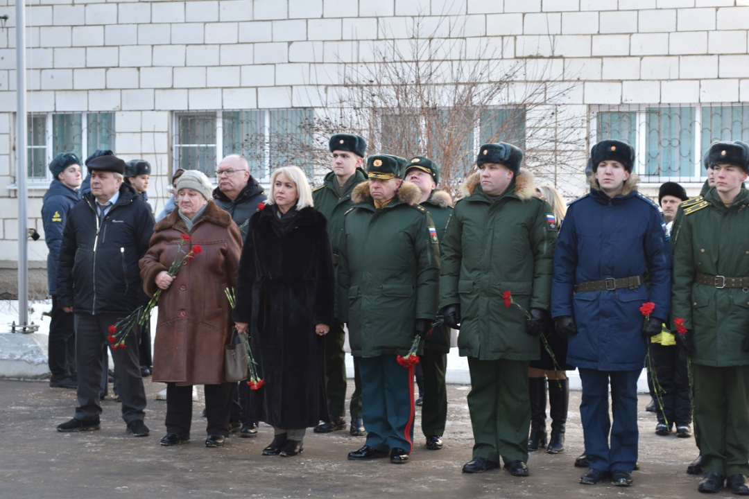 В костромской школе открыта памятная доска