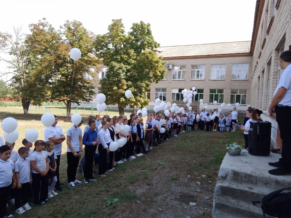 Мероприятия в День солидарности в борьбе с терроризмом состоялись в школах Красногвардейского округа