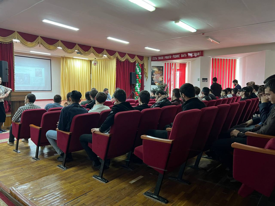 Комитетом по делам молодежи Республики Ингушетия проведена разъяснительная беседа со студентами колледжа