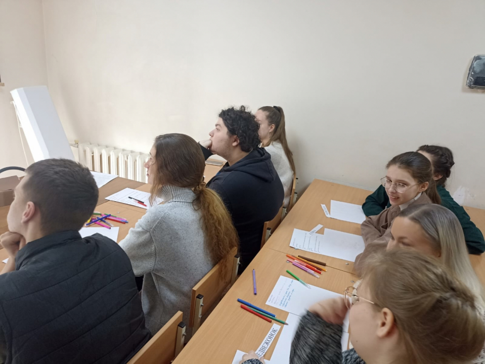 Беседа с учащимися музыкального колледжа