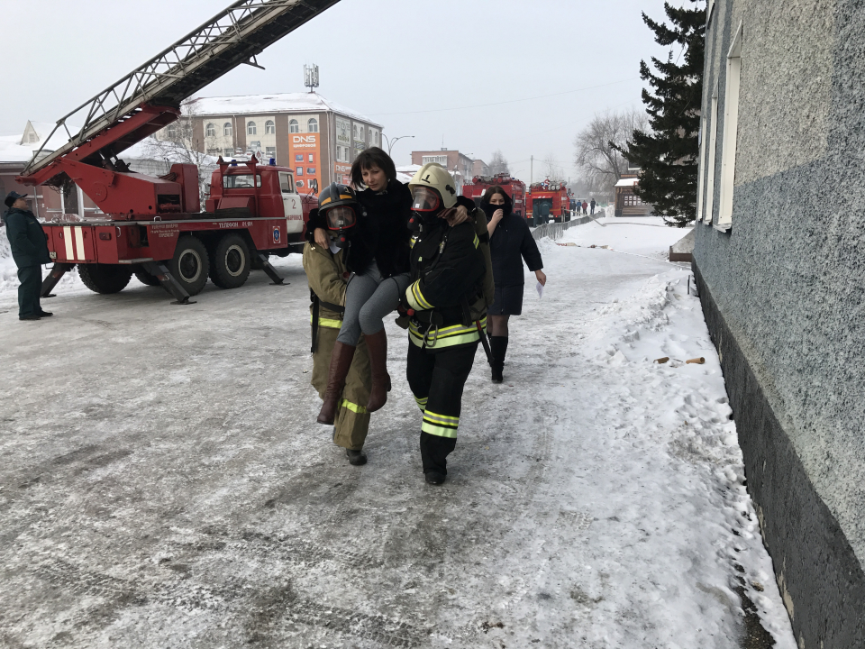 Эвакуация пострадавших в результате взрыва