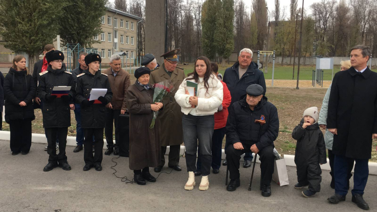 Мурал памяти Героя России Александра Крынина открыт в Воронеже