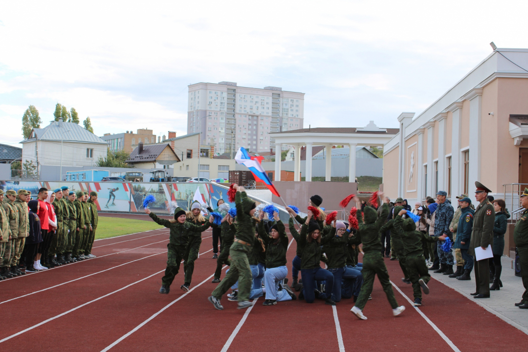 Военно-спортивная игра "Военизированная эстафета "Армейский марафон"