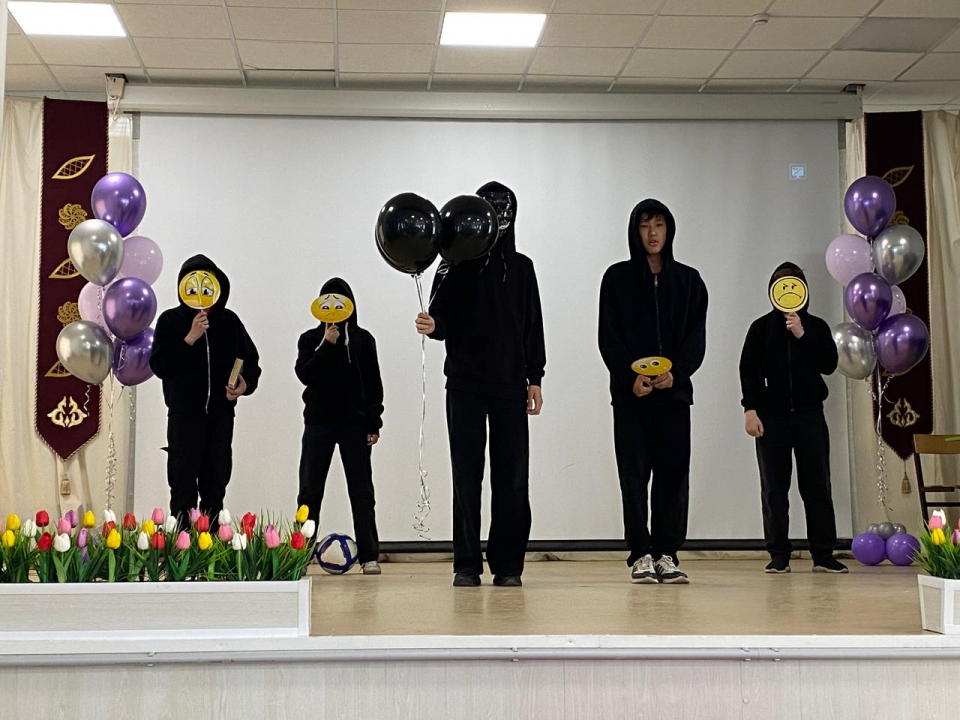 IX Республиканский этап деловой игры «Защити себя» по теме «Профилактика терроризма и экстремизма» в Калмыкии