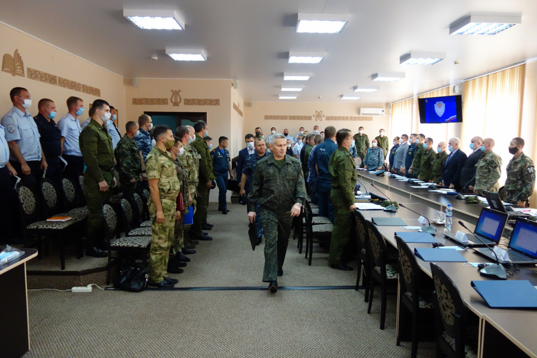 Сбор оперативного штаба в Липецкой области на запасном пункте управления КТО