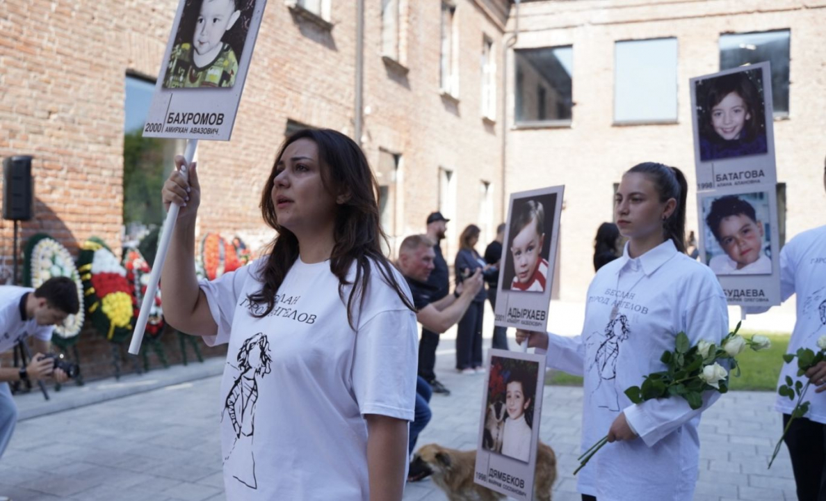 В Беслане началась трехдневная вахта памяти по жертвам теракта в школе № 1