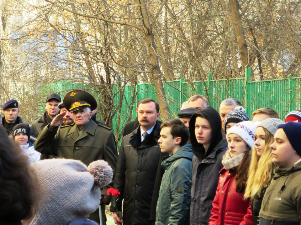 ТОРЖЕСТВЕННОЕ ОТКРЫТИЕ МЕМОРИАЛЬНОЙ ДОСКИ СОТРУДНИКУ УПРАВЛЕНИЯ «А» ЦСН ФСБ РОССИИ ДМИТРИЮ БУРДЯЕВУ В МОСКОВСКОЙ ШКОЛЕ