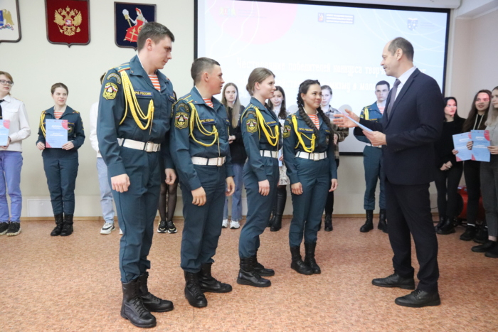 В Иваново наградили победителей и участников конкурса "Противодействие экстремизму в молодежной среде"