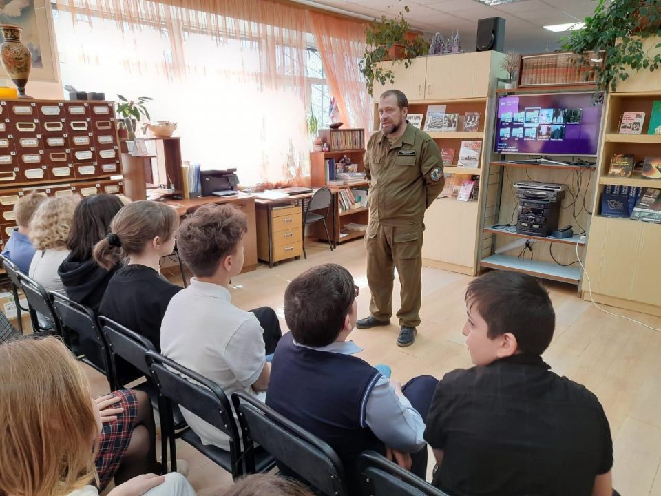 В краеведческой библиотеке состоялся урок мужества "Без срока давности"