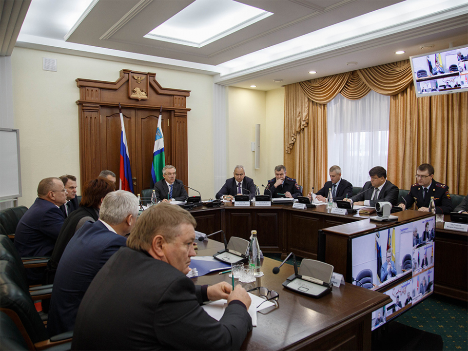 Заседание антитеррористической комиссии и Оперативного штаба в Белгородской области 