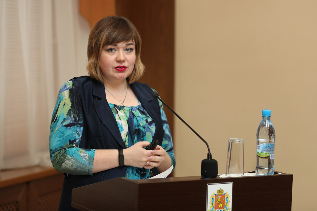 Выступление председателя комитета по социальной политике Яниной Е.В.