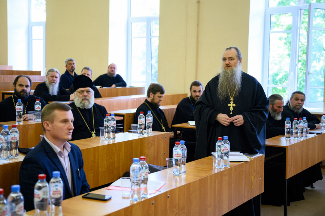 В Псковском епархиальном управлении проведено совещание по вопросам безопасности