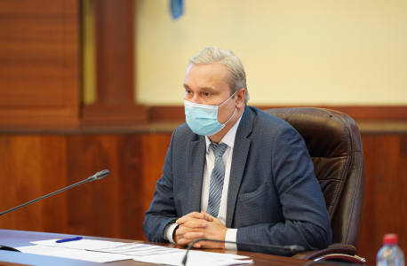 Докладчик – заместитель министра спорта Иркутской области П.А. Богатырев