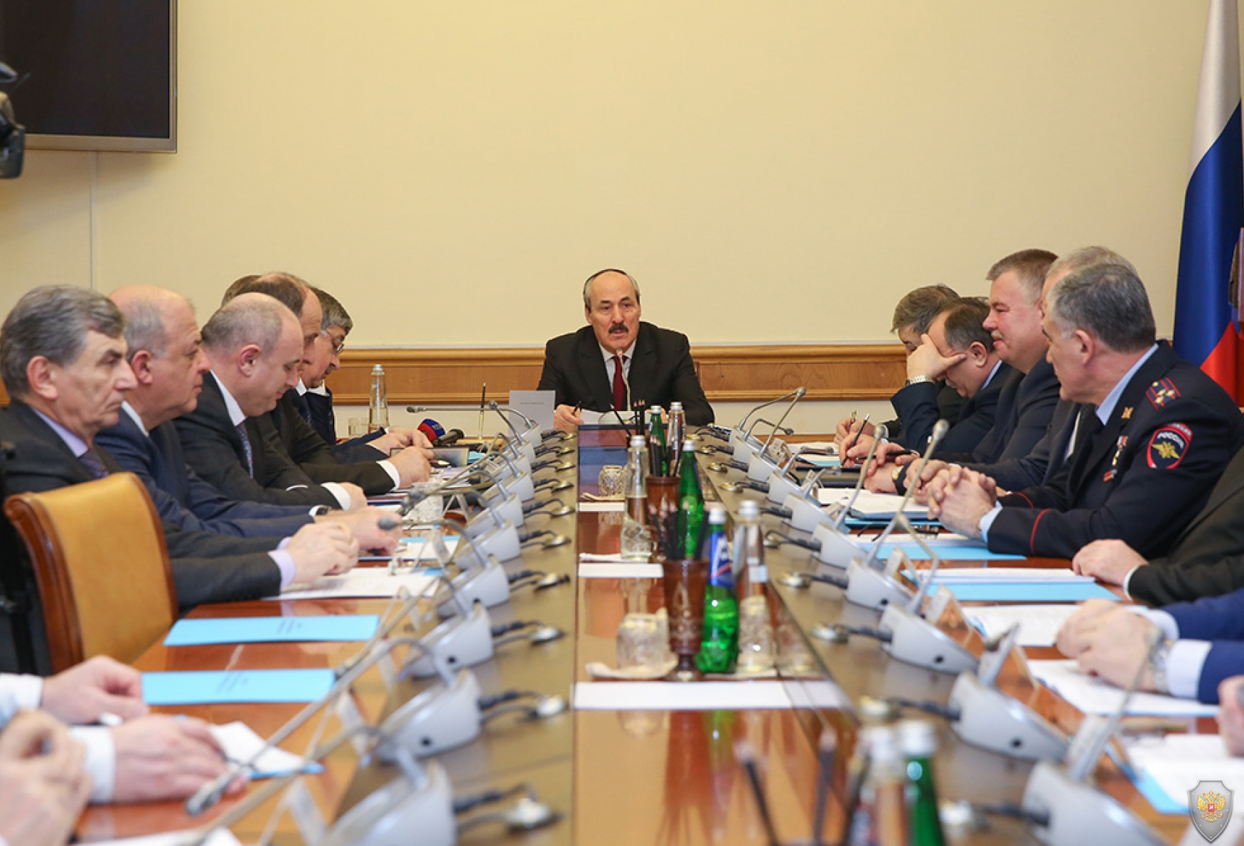 Глава Дагестана Рамазан Абдулатипов провел  заседание Совета безопасности РД