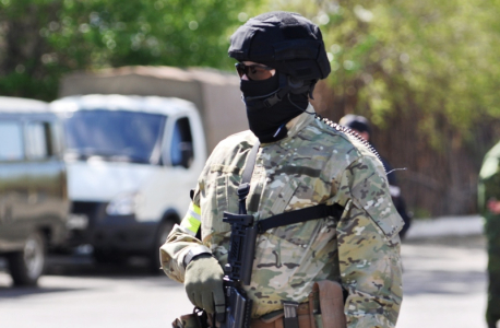 В Дагестане в ходе КТО нейтрализованы два бандита, находившихся в федеральном розыске