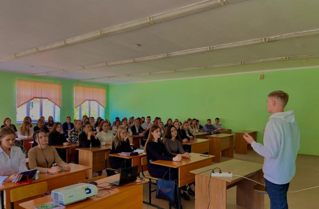 Семинар "Профилактика экстремистских проявлений в молодежной среде" проведен в Курской области