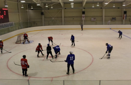 В Атюрьеве прошёл хоккейный турнир в память о павших героях антитеррора