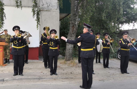 В Курске состоялась торжественная церемония открытия мемориальной доски