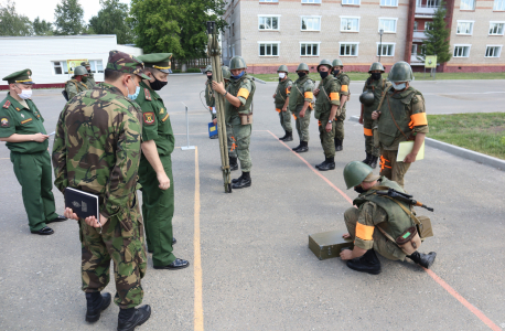 В Омске проведено антитеррористическое учение на военном объекте