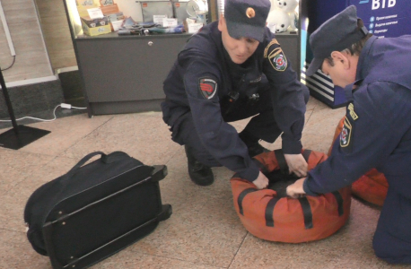 Установка локализатора взрыва «Фонтан» на обнаруженную бесхозную сумку с СВУ