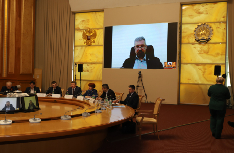В Башкирии в рамках VII Форума школьного образования «Взлетай!» организована дискуссионная площадка «Планерка безопасности: алгоритмы работы по профилактике идеологии экстремизма и терроризма в подростковой среде»