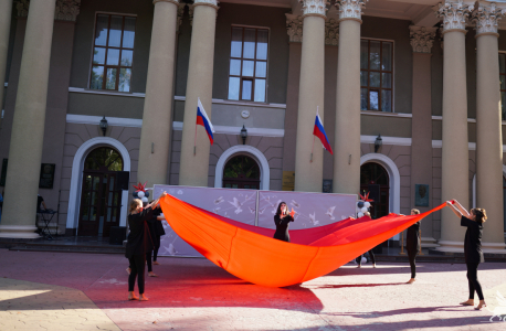 В Симферополе проведены мемориальные акции "Дети Беслана" и "Голубь мира"