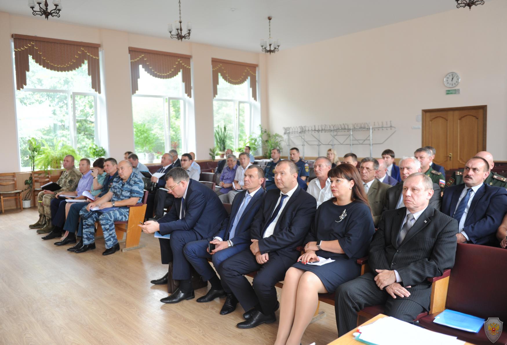 Губернатор Смоленской области провел выездное заседание Антитеррористической комиссии и Оперативного штаба в Смоленской области