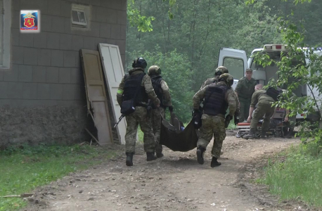 Транспортировка раненного заложника для оказания медицинской помощи функциональной группой медицинского обеспечения