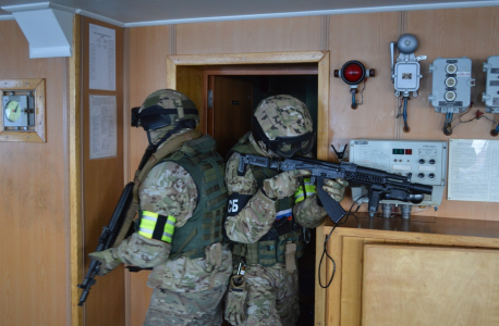 В морском районе (бассейне) в городе Мурманске  проведено антитеррористическое учение 