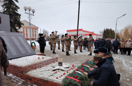 Открытие аллеи памяти Героев в селе Мантурово