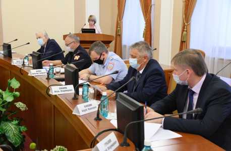 Совместное заседание антитеррористической комиссии и оперативного штаба проведено в Омской области
