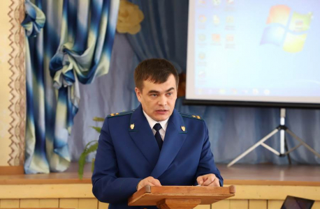 Меры по противодействию экстремизму и терроризму в молодежной среде обсудили в Комсомольском районе