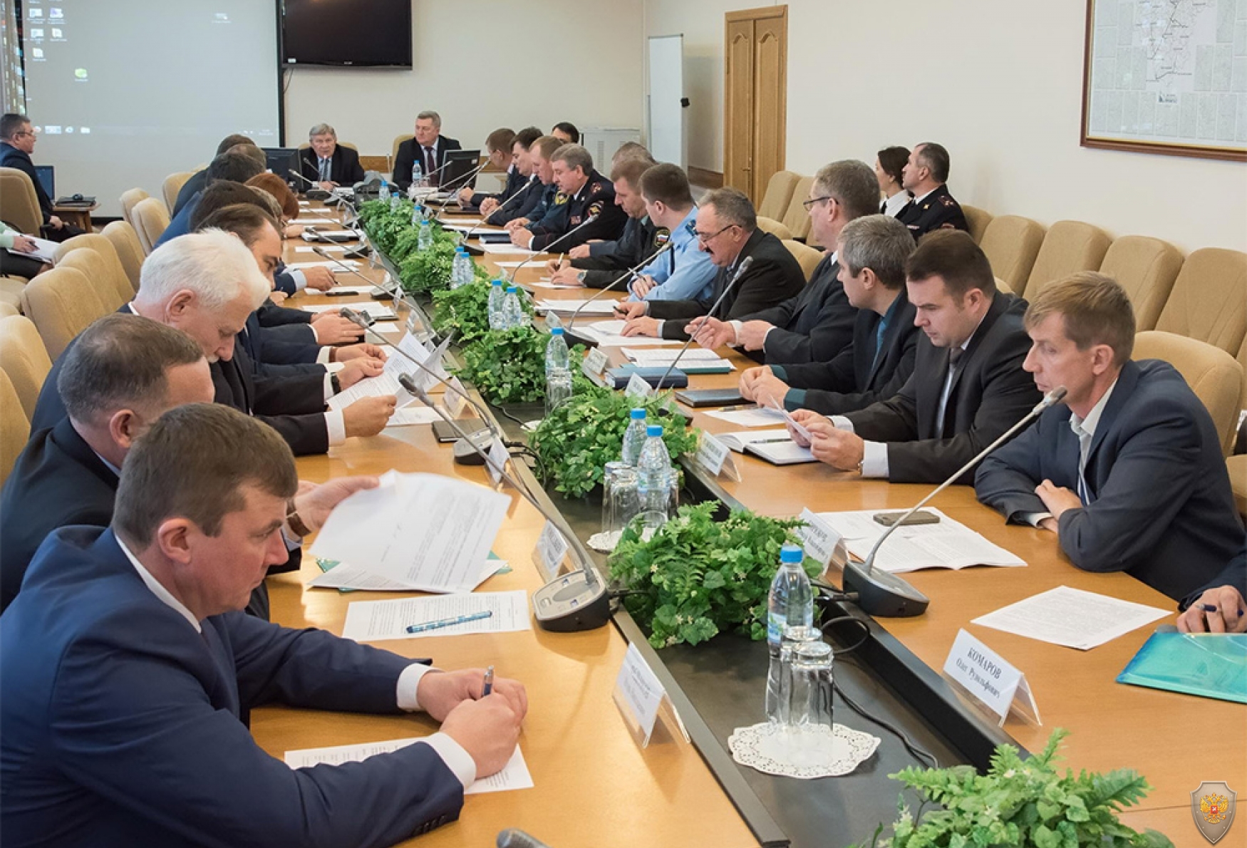 Участники заседания антитеррористической комиссии в Калужской области 28 октября 2016 года 