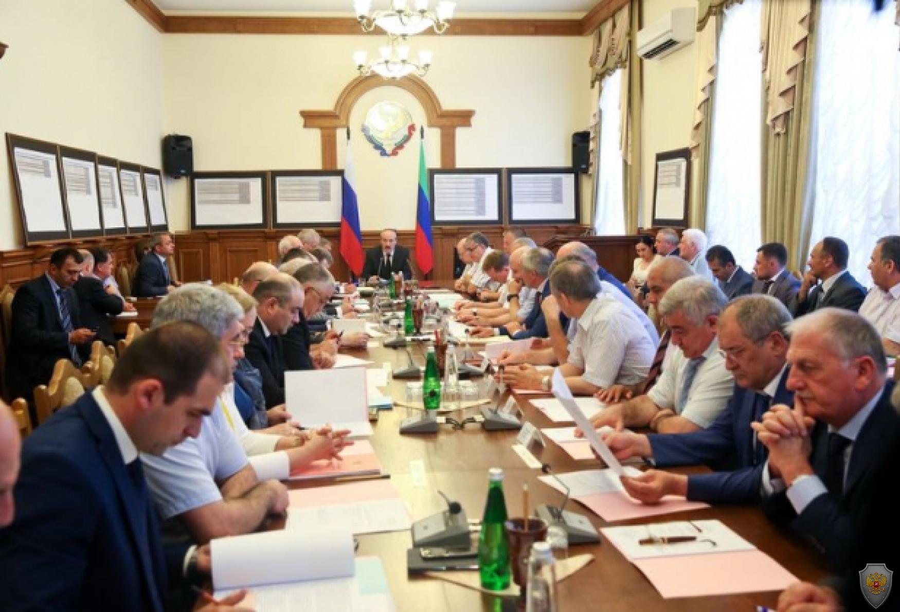 В Дагестане прошло очередное заседание антитеррористической комиссии